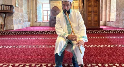 450 yıllık camide ney dersleri veriliyor