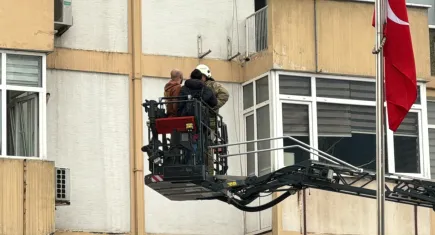 4 katlı binada korku dolu anlar!