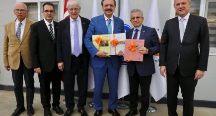 Başkan Hisarcıklıoğlu, İEÜ Güzelbahçe Kampüsü’nü ziyaret etti