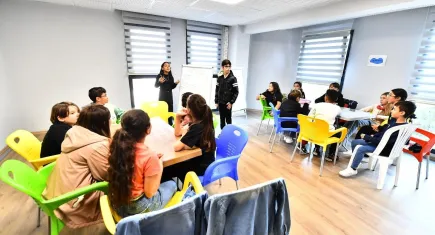 İzmir Çocuk Meclisi, komisyon toplantılarına başladı