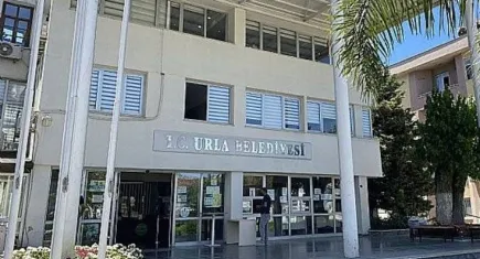 Başkan Günay’ın acı kaybı nedeniyle Urla’daki halk buluşması iptal edildi