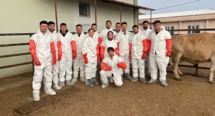 Veteriner sağlık teknisyenlerine suni tohumlama kursu
