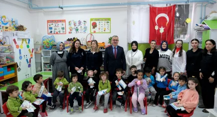 Ağız ve Diş Sağlığı Haftası'nda çocuklara diş bakımı eğitimi verildi