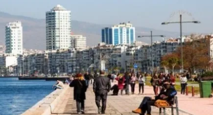 İzmir'de kış başladı: Bu hafta hava nasıl olacak?