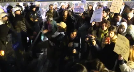 Taksim’de izinsiz gösteri: 169 kişi gözaltına alındı