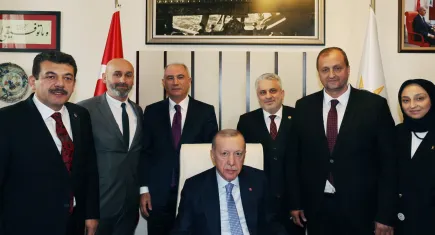 Cumhurbaşkanı Erdoğan, TBMM’de Başkan Usta'yı kabul etti