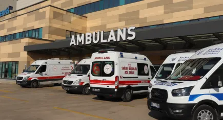 Hafif hastalıklar için acil servise değil, aile hekimine başvurun