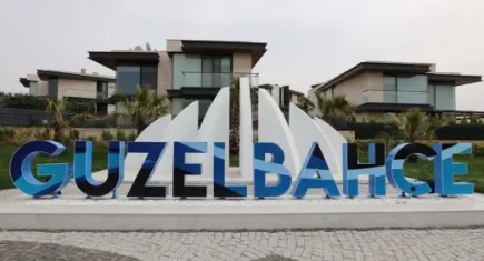 Güzelbahçe Belediyesi’nden esnafla güç birliği toplantısı