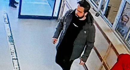 Acilde damar yolu açtırıp intihar etti