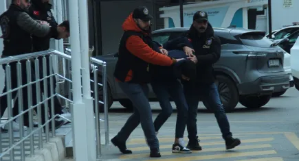 Çeşme'de 3 genci öldüren zanlı: Bana kafa attılar