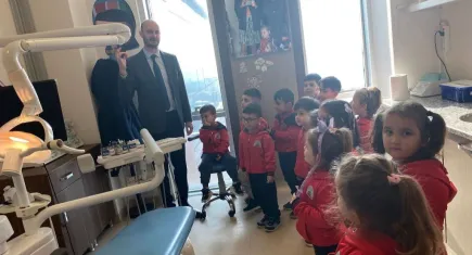 Minik öğrencilerden Ağız ve Diş Sağlığı Haftası ziyareti
