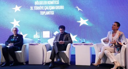 Başkan Sengel, yerel yönetimin katkılarını anlattı