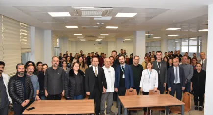 Sağlık çalışanlarına anlamlı kutlama