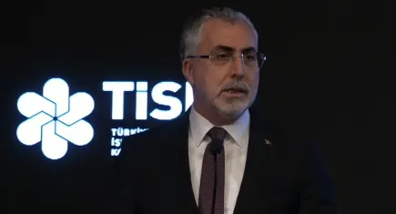 Bakan Işıkhan’dan asgari ücret açıklaması: Komisyonumuzun iradesine gölge düşürmeyin