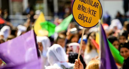 Kadınlar en güvenli alanlarında öldürülüyor