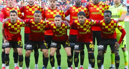Göztepe, evinde mutlu
