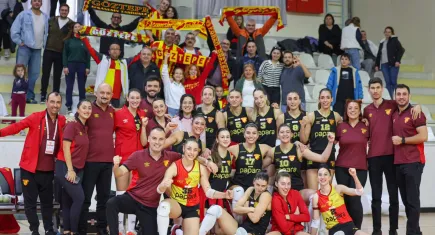İzmir'in Sultanları devreyi namağlup bitirdi