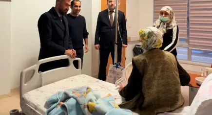 AK Parti Ağrı İl Başkanı Yıldız, Eğitim ve Araştırma Hastanesi'ni ziyaret etti