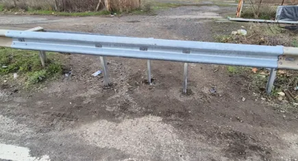 Tekirdağ’da kestirme yol için Karayolları bariyerini kestiler