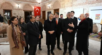 Sağlık Bakanı Memişoğlu'ndan Sultan II. Bayezid Külliyesi Sağlık Müzesi’ne ziyaret