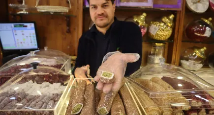 Dubai çikolatasına rakip çıktı : Bu da yerli Dubai lokumu!