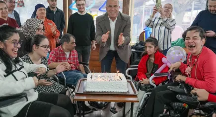 Işık’tan, Türkiye Şampiyonu Boccia takımının sporcularıyla yeni yıl kutlaması