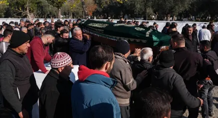 İzmir’de anten düzeltirken çatıdan düşen gencin hikayesi yürek burktu