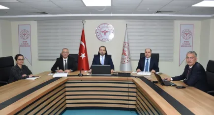Kamu hastaneleri toplantıda değerlendirildi