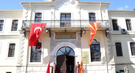 Duman’dan Manastır ziyareti