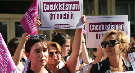 Kadın Meclisleri: 22 bin 104 demek, kadınların geçinemeyecekleri için boşanmaması demek