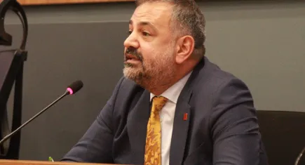 Aslanoğlu’ndan Akpolat’a destek: Adaleti kumpasa dönüştürme çabası