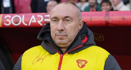 Göztepe Teknik Direktörü Stanimir Stoilov'a fair play ödülü