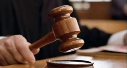 İzmir'de adliyenin önünde eşini bıçakla öldüren sanığın yargılandığı davada söz tanıklarda