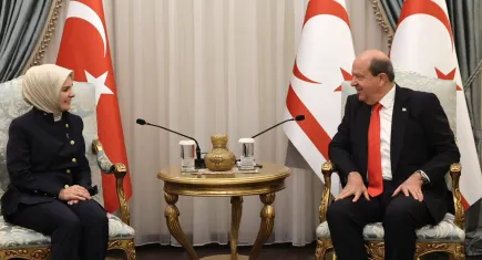 Bakan Göktaş, Ersin Tatar'ı ziyaret etti