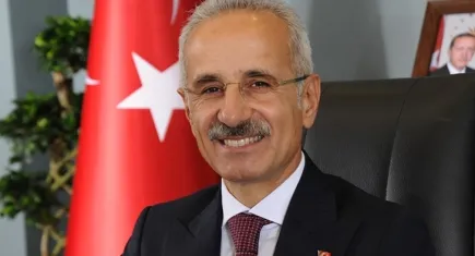 Bakan Uraloğlu'ndan yarıyıl tatili tavsiyeleri: Çocuklar interneti doğru kullanmalı!