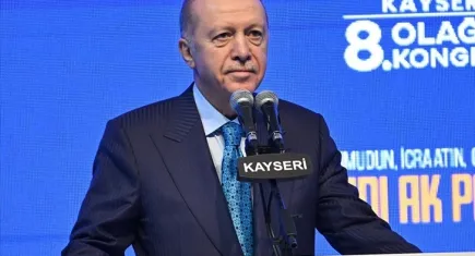 Cumhurbaşkanı Erdoğan: Ya o silahlar gönüllü bırakılacak ya da cebren bıraktırılacak