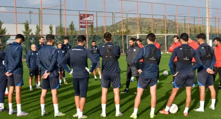 Kırmızı Şeytanlar, İnegölspor deplasmanında