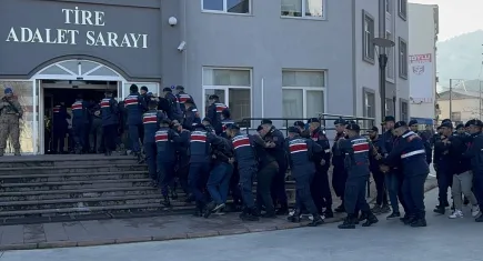 İzmir’de suç örgütüne darbe: 11 kişi tutuklandı