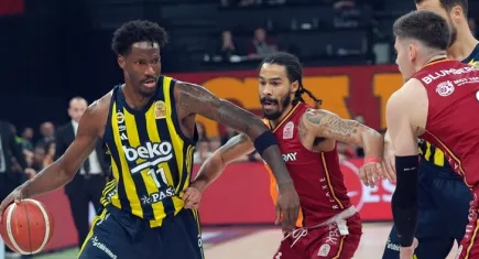 Fenerbahçe Beko’dan derbide net zafer: Galatasaray’ı 14 sayı farkla geçti