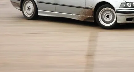 İzmir'de drift atan sürücüye 46 bin TL'lik ceza!