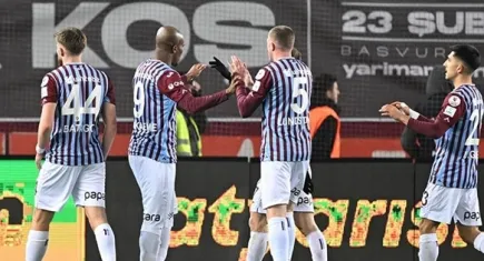 Trabzonspor Sivasspor'a karşı farklı kazandı