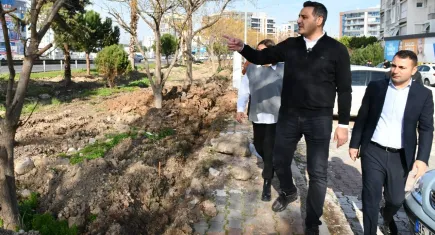 Çiğli’de peyzaj çalışmaları hız kesmeden devam ediyor