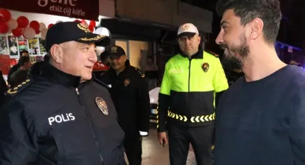 Polisten eş zamanlı asayiş uygulaması