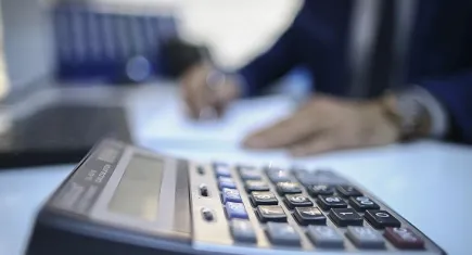 Sanatçılara vergi denetimi: 150 kişide uyumsuzluk tespit edildi