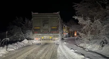 Kocaeli Kartepe'de kar yağışı etkili oldu