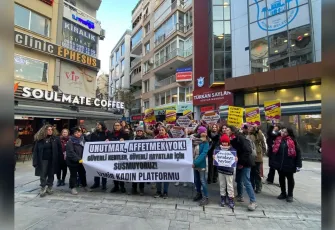 İzmir Kadın Platformu: Kadınlar deprem bölgelerinde güvenlik sorunu yaşıyor