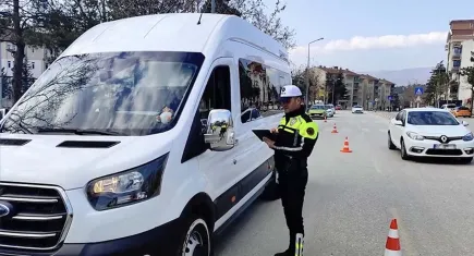 Okul servislerine sıkı denetim: 12 bin 928 sürücüye işlem yapıldı