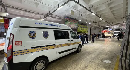 İzmir haber: Bornova’da pazarcılar birbirine girdi! 6 kişi hastanelik oldu