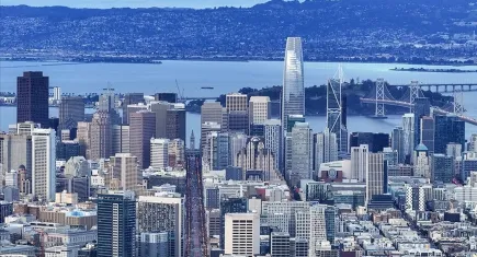 Trump Grönland’ı Danimarka California’yı istiyor: Kampanya başlatıldı