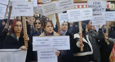 Binlerce işçi mağdur edildi: KFC ve Pizza Hut çalışanları, hak mücadelesinde